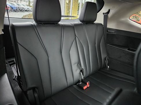 Certified 2023 Acura MDX SH-AWD w/ Technology Package image 16