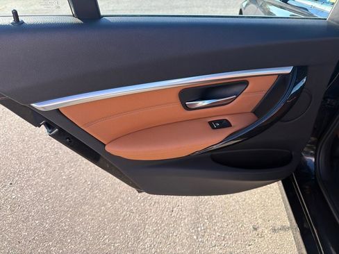 Used 2018 BMW 330i xDrive Sedan image 16