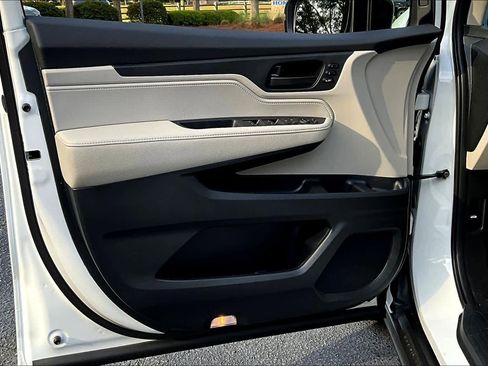 New 2026 Honda Odyssey EX-L image 13