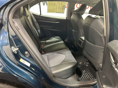 Used 2019 Toyota Camry SE image 16