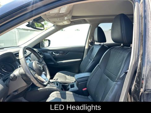 Used 2017 Nissan Rogue SL w/ SL Premium Package AWD/4WD image 10