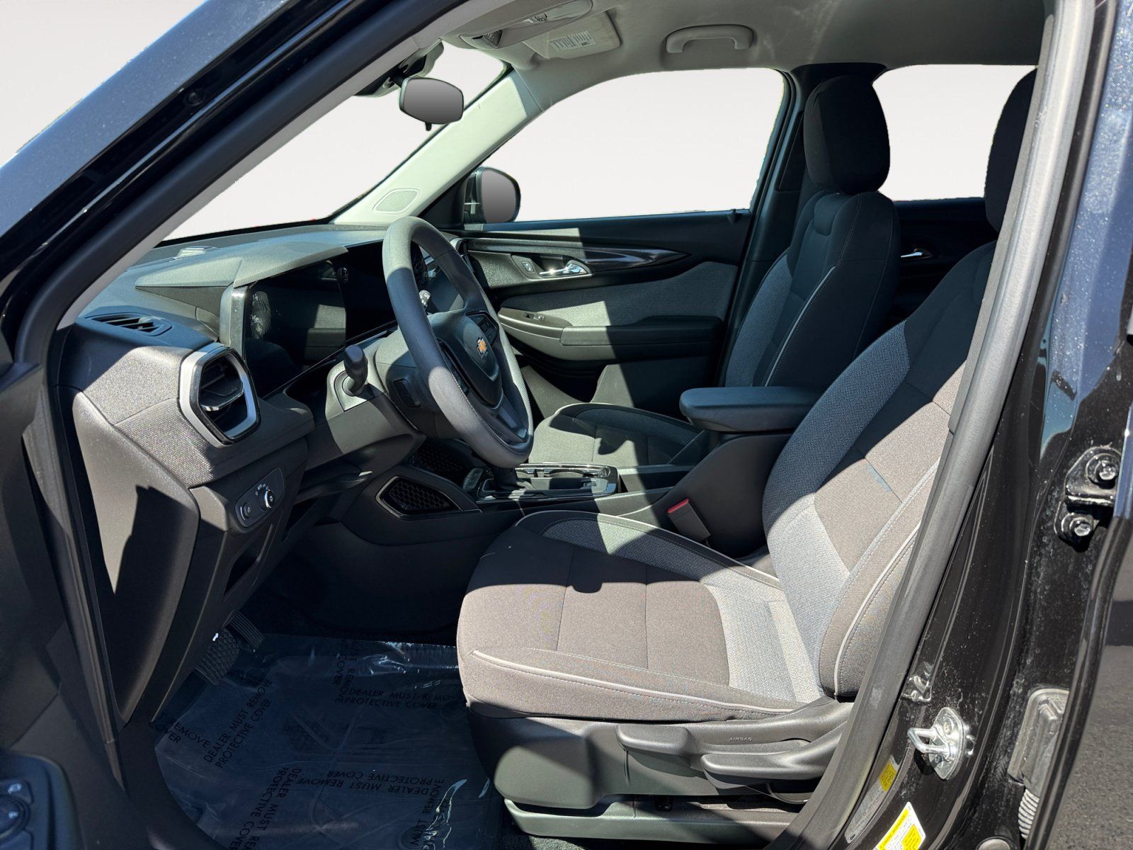 Used 2025 Chevrolet TrailBlazer LT FWD image 10
