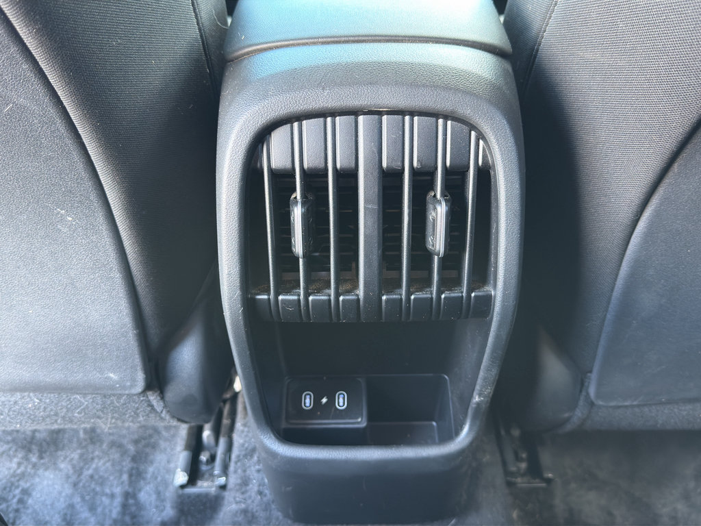 Used 2025 Hyundai Kona SEL FWD image 26