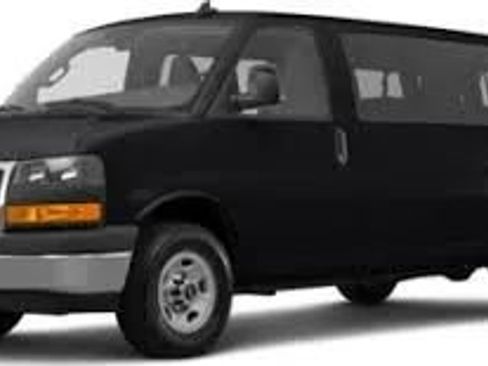 Used 2019 GMC Savana 3500 LS RWD image 1