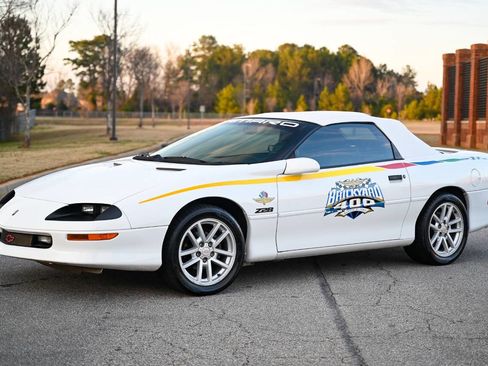Used 1997 Chevrolet Camaro Z28 image 56