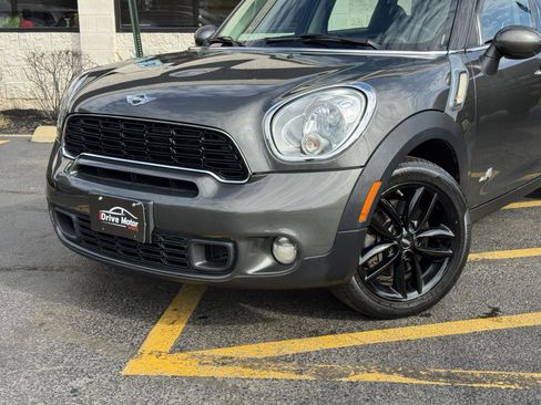 Used 2014 MINI Cooper Countryman S w/ Cold Weather Package image 3