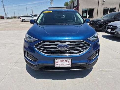 Used 2020 Ford Edge SEL w/ Cold Weather Package AWD/4WD image 3