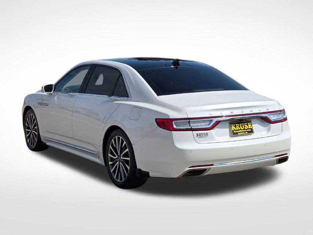 Used 2019 Lincoln Continental Select w/ Continental Climate Package AWD/4WD image 6