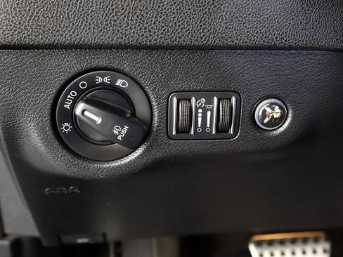 Used 2016 Dodge Charger R/T Scat Pack image 41