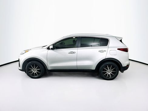 Used 2020 Kia Sportage EX image 4
