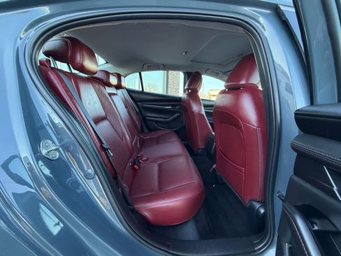 Used 2024 MAZDA MAZDA3 s image 25