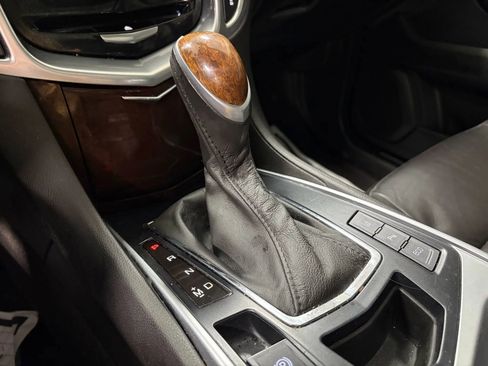 Used 2014 Cadillac SRX Premium image 45