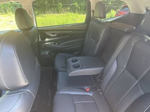 Used 2023 Subaru Ascent Limited AWD/4WD image 34