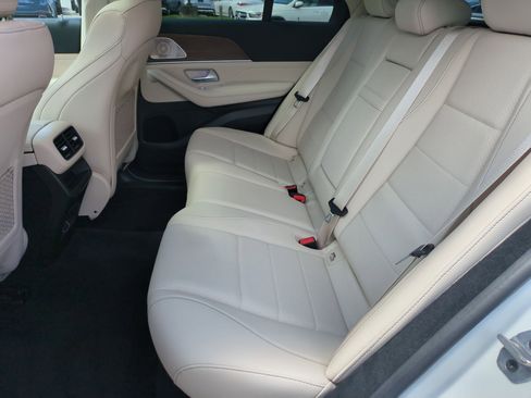 Certified 2024 Mercedes-Benz GLE 450e 4MATIC image 31