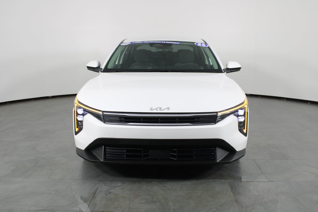 Used 2025 Kia K4 FWD image 12