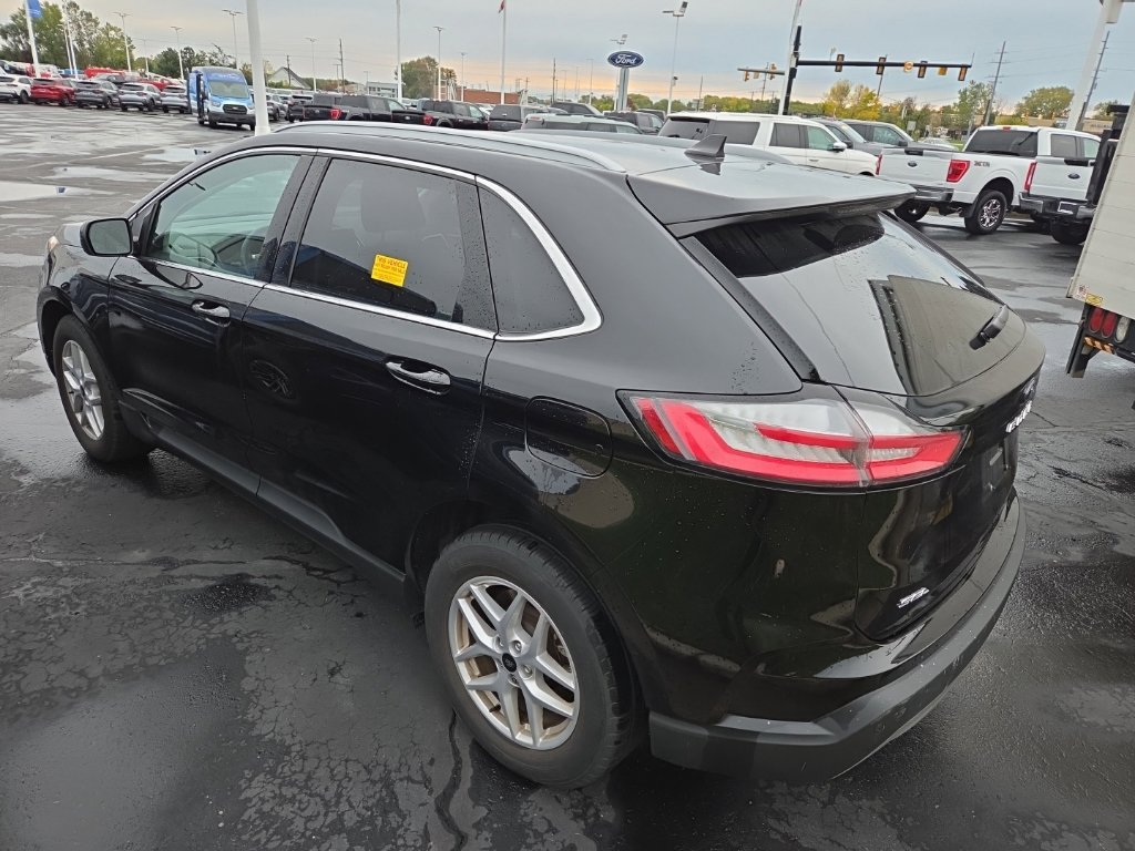 Certified 2024 Ford Edge SEL w/ Convenience Package AWD/4WD image 9