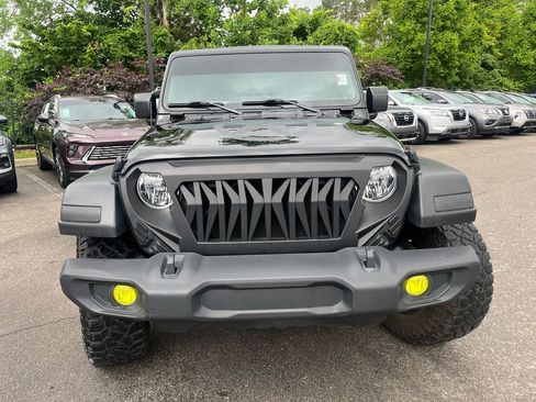 Used 2023 Jeep Wrangler Sport AWD/4WD image 39