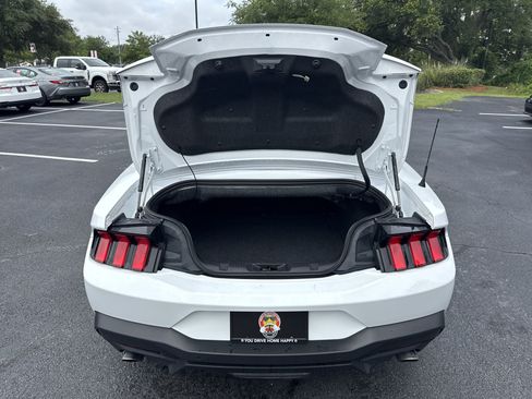 Used 2025 Ford Mustang Premium RWD image 23