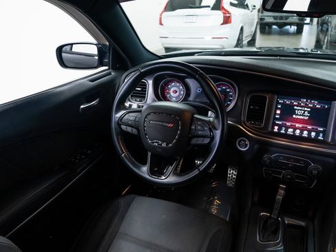 Used 2016 Dodge Charger R/T image 10