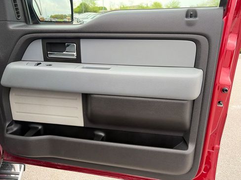 Used 2014 Ford F150 XLT w/ Equipment Group 302A Luxury AWD/4WD image 9