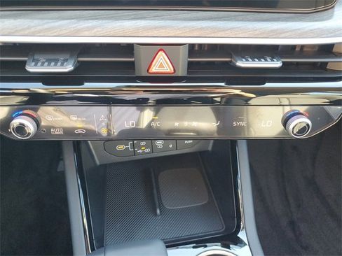 New 2026 Kia K5 EX image 32