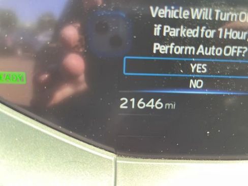 Used 2024 Toyota Prius XLE FWD image 14