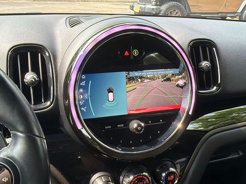 Used 2022 MINI Cooper Countryman S w/ Premium Package FWD image 18