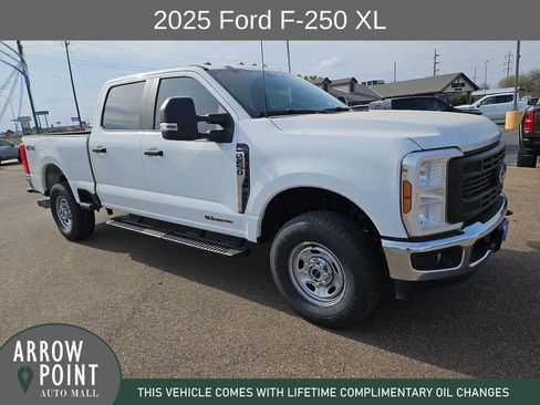 Used 2025 Ford F250 XL w/ XL Off-Road Package AWD/4WD image 1