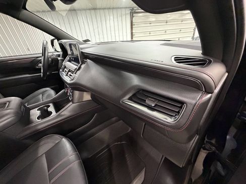 Used 2022 Chevrolet Tahoe RST w/ Sport Performance Package image 24