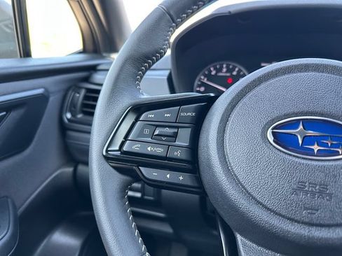 Used 2025 Subaru Forester Premium AWD/4WD image 25
