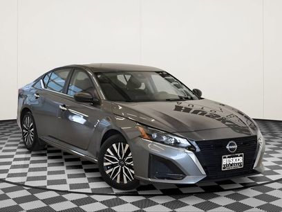Used 2025 Nissan Altima 2.5 SV