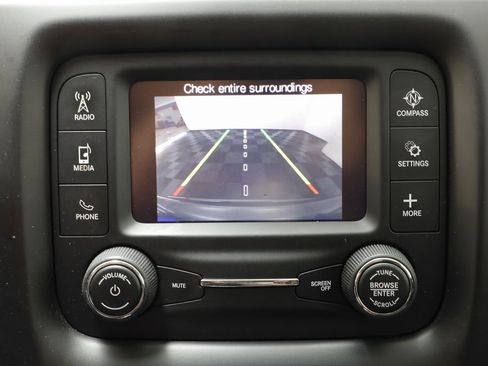 Used 2018 Jeep Compass Sport image 11