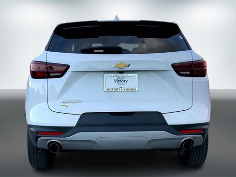 Used 2023 Chevrolet Blazer LT image 6