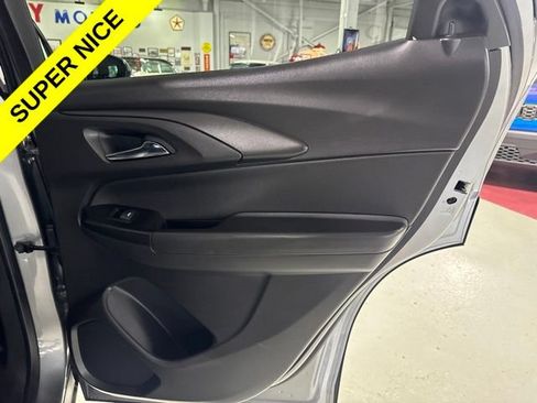 Used 2023 Chevrolet TrailBlazer LT w/ Convenience Package AWD/4WD image 34