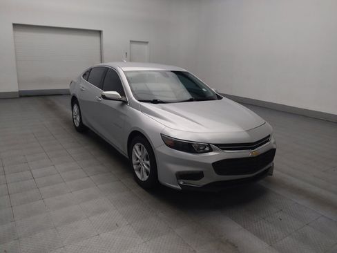 Used 2018 Chevrolet Malibu LT image 13