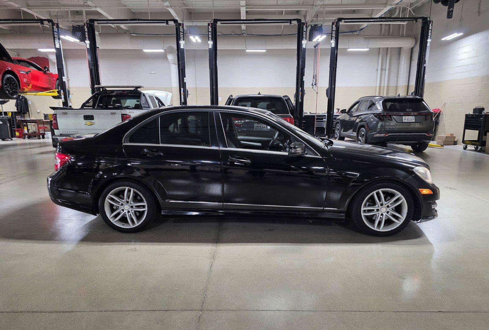 Used 2014 Mercedes-Benz C 250 Sedan image 8