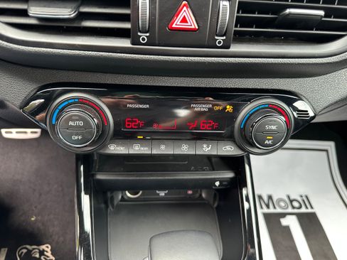 Used 2022 Kia Forte GT-Line w/ GT-Line Premium Package image 29