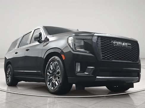 Used 2023 GMC Yukon XL Denali Ultimate image 20