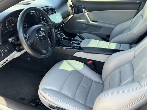 Used 2010 Chevrolet Corvette Convertible w/ Preferred Equipment Group image 10