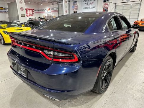 Used 2015 Dodge Charger SE w/ Sport Appearance Group RWD image 6
