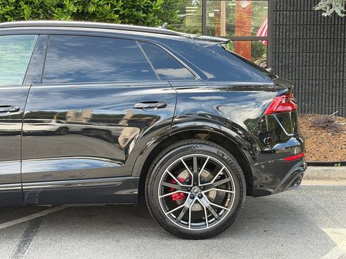 Used 2023 Audi Q8 Premium Plus w/ Premium Plus Package AWD/4WD image 11