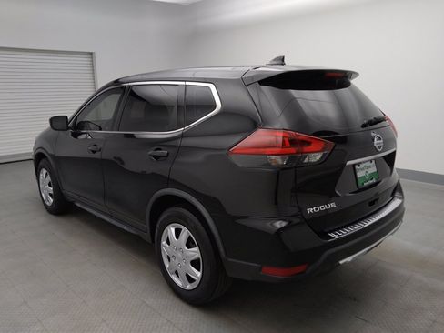 Used 2020 Nissan Rogue S FWD image 5