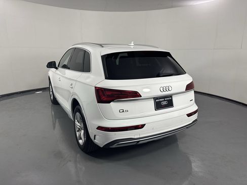 Used 2023 Audi Q5 2.0T Premium w/ Convenience Package AWD/4WD image 31