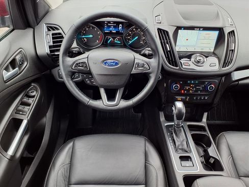 Used 2019 Ford Escape Titanium image 6