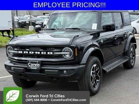 New 2026 Ford Bronco Outer Banks AWD/4WD image 5