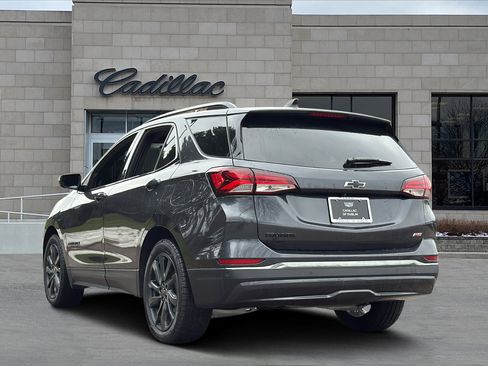 Used 2022 Chevrolet Equinox RS w/ RS Leather Package image 4