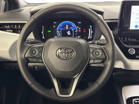 Used 2026 Toyota Corolla SE FWD image 23
