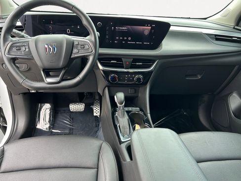 Used 2024 Buick Encore GX Sport Touring w/ Advanced Technology Package FWD image 3