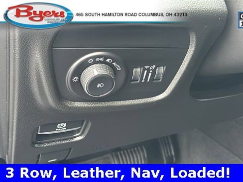 Used 2023 Jeep Grand Cherokee L Limited w/ Luxury Tech Group II image 15