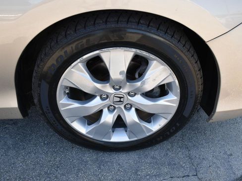 Used 2015 Honda Accord EX-L image 36